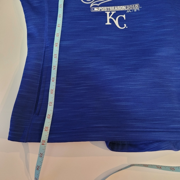 NWT  Majestic Fan Fashion Women's S   KC Royals  Sweatshirt   Top   Blue - Picture 7 of 11